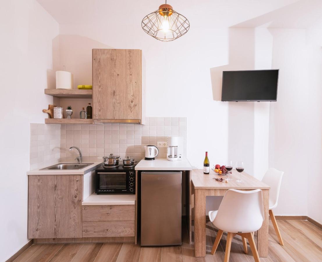 Sifogiannis Rooms Kamilari Bagian luar foto